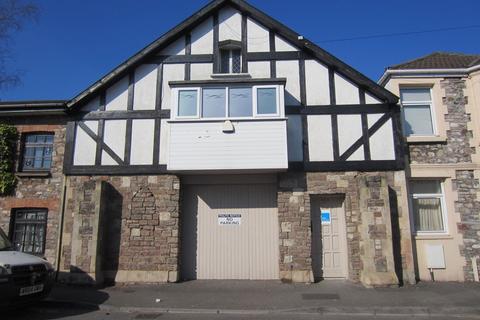 2 bed flat/apartment for rent in Mill Road, Ely, Cardiff, CF5