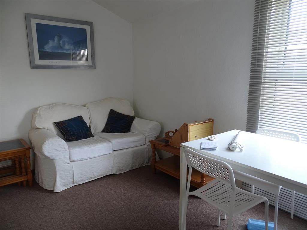 House in Bristol, Ashley Down - View 3