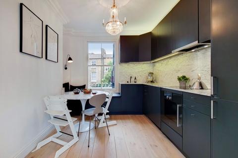 2 bedroom flat to rent, Fremont Street, London Fields, London, E9