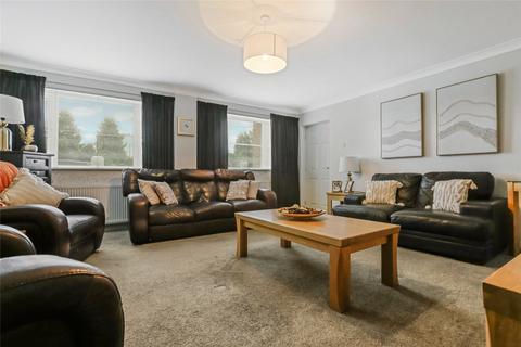 4 bedroom detached house for sale, Garnqueen Crescent, Glenboig, Coatbridge, North Lanarkshire, ML5