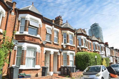 Layton Road, Brentford