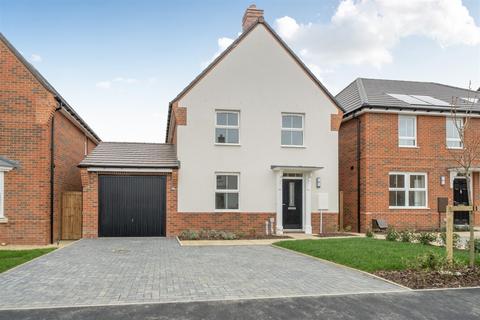 4 bedroom detached house to rent, Aylesbury HP22