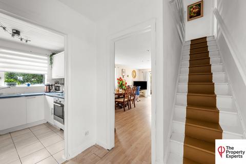Carew Road, Wallington, SM6