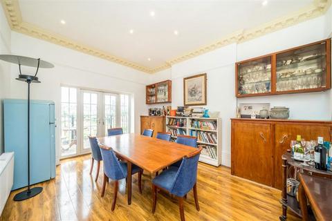 6 bedroom detached house for sale, Burnt Ash Hill, London SE12