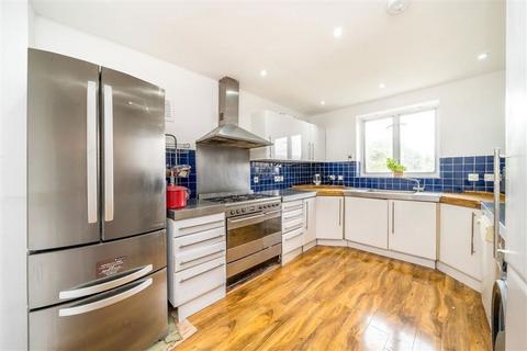 6 bedroom detached house for sale, Burnt Ash Hill, London SE12