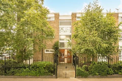Northcote Road, London SW11