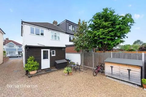 3 bedroom end of terrace house for sale – pohled 4