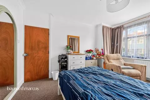 3 bedroom end of terrace house for sale – pohled 5