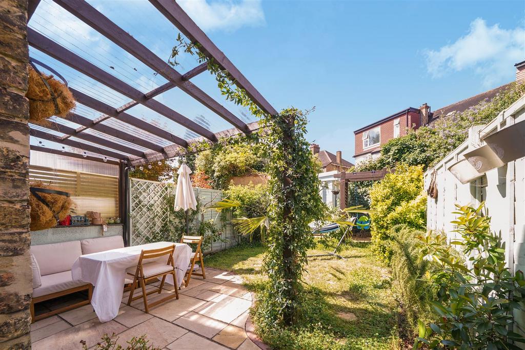 House in London, London Borough of Lewisham - View 3