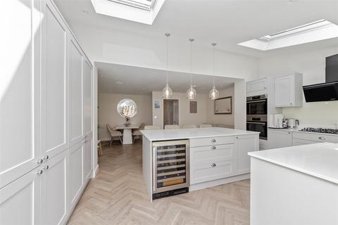 3 bedroom detached house for sale, Sempill Road, Hemel Hempstead