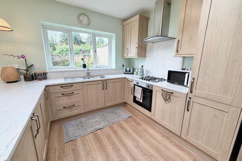 2 bedroom bungalow for sale, Emmanuel Gardens, Derwen Fawr, Sketty, Swansea