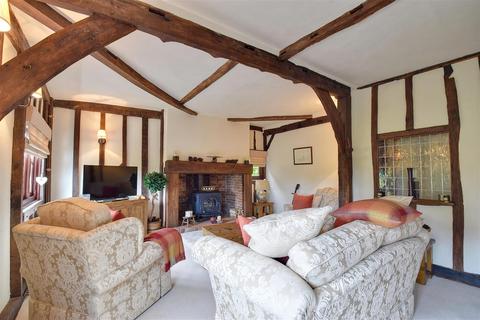 9 bedroom detached house for sale, Woolpack Corner, Biddenden