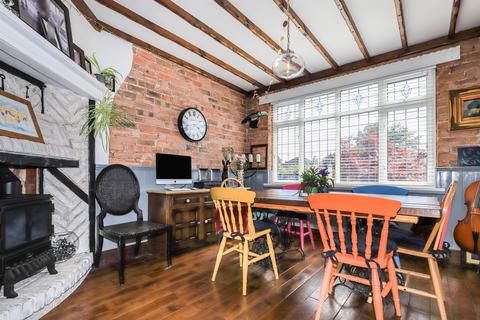 4 bedroom detached house for sale, Bhylls Lane, Castlecroft, Wolverhampton