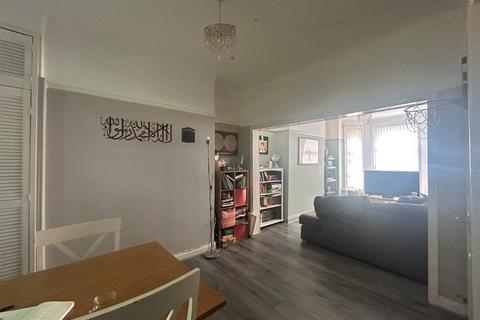 3 bedroom semi-detached house for sale, Victoria Road, BIRKENHEAD