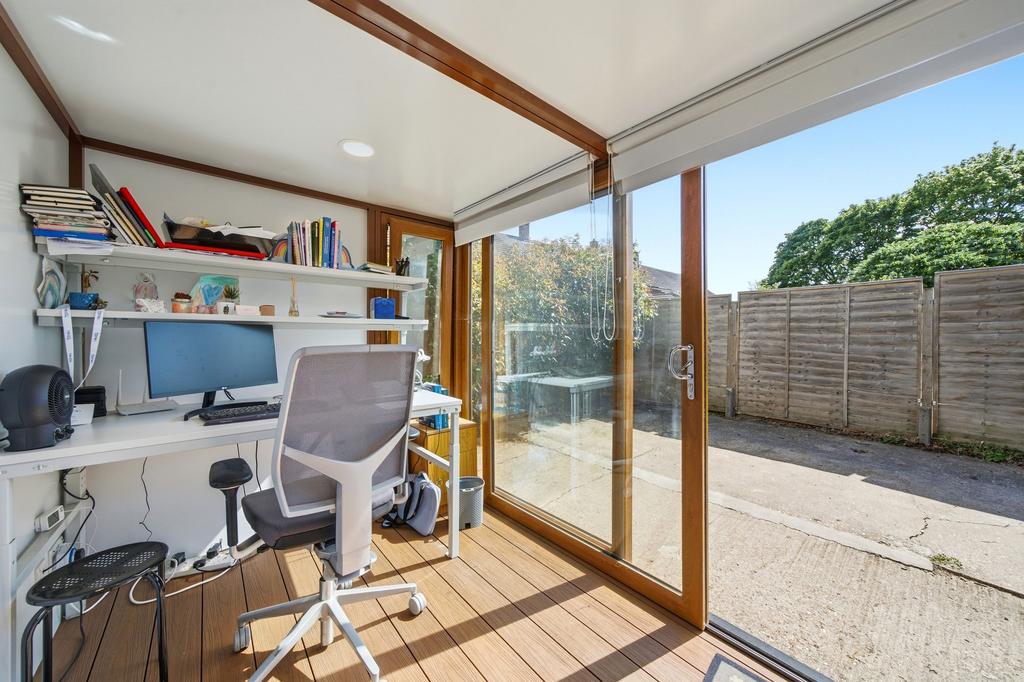 House in Cambridge, Chesterton - View 3