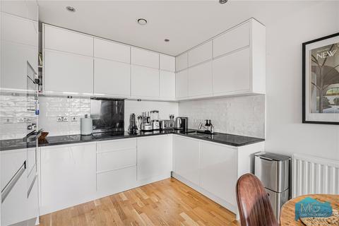 2 bedroom apartment for sale, Hampden Road, Crouch End, London, N8