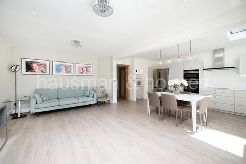 4 bedroom semi-detached house to rent, Ossulton Way, Hampstead Garden Suburb