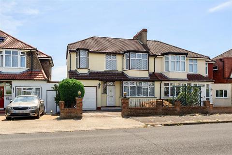 The Byeways, Surbiton