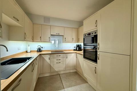 2 bedroom apartment for sale, Montpellier Road, Torquay
