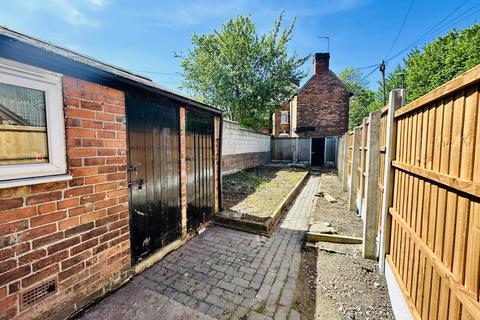 3 bed terraced house for rent in Osmaston Road, DERBY