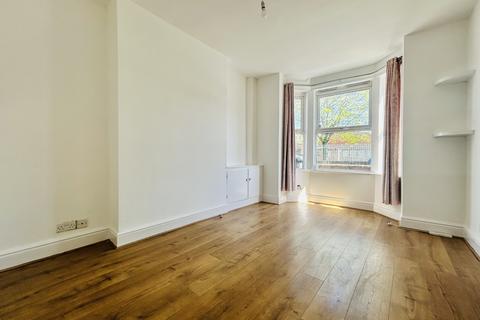 3 bedroom terraced house to rent, Osmaston Road, DERBY