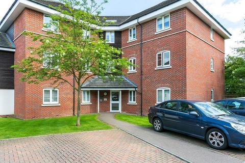 2 bed flat/apartment for rent in Hunton Bridge, Kings Langley WD4