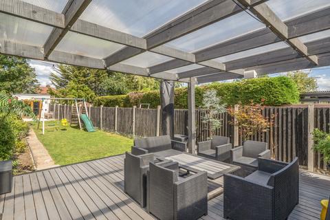 5 bedroom semi-detached house for sale, Carlyon Avenue, Harrow