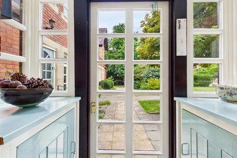 undefined, Newland, Malvern