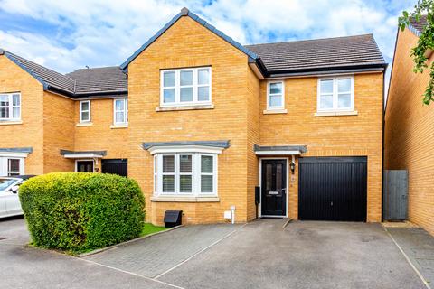 4 bedroom detached house for sale, Pippin Lane, Higham Ferrers NN10