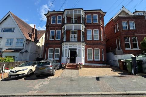 1 bedroom apartment to rent, Molyneux Park Road, Tunbridge Wells TN4