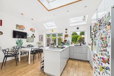 3 bedroom semi-detached house for sale, Little Reeves Avenue, Amersham, Buckinghamshire, HP7