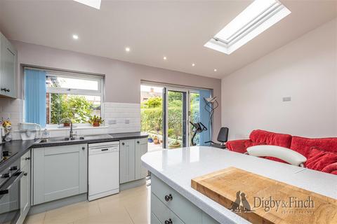 3 bedroom detached house for sale, Thomas Avenue, Radcliffe-On-Trent, Nottingham