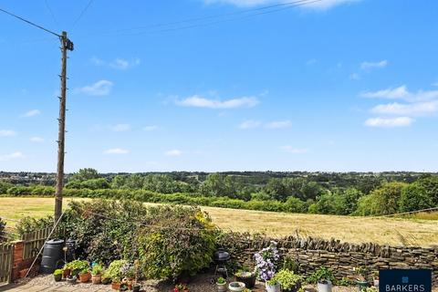 3 bedroom townhouse for sale, Westroyd Avenue, Hunsworth