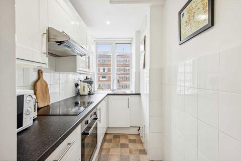 1 bedroom flat to rent, Balham High Road, London SW17