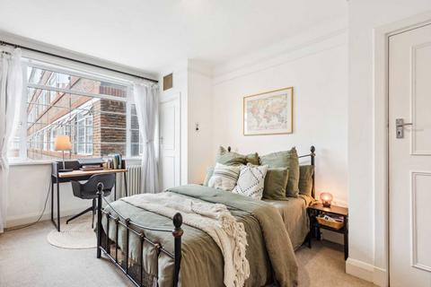 1 bedroom flat to rent, Balham High Road, London SW17