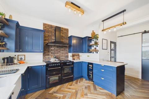3 bedroom detached house for sale, Trewyddfa Road, Morriston, SA6