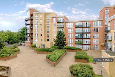 2 bedroom flat to rent, Memorial Height, Newbury Park, IG2