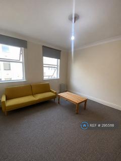 2 bedroom flat to rent, Cranbrook Road, Ilford, IG1