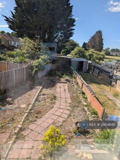 2 bedroom end of terrace house to rent, Solway Road South, Luton, LU3