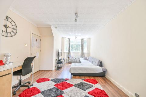 Queensbury Road, Alperton, Wembley, HA0