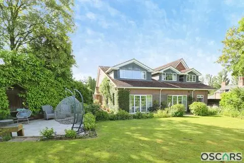 7 bedroom detached house for sale, Brough