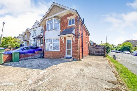 3 bedroom detached house for sale, Northfield Road, Midanbury, SO18
