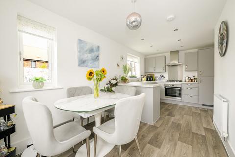 3 bedroom detached house for sale, Shelduck Avenue, Ridgewood, Uckfield