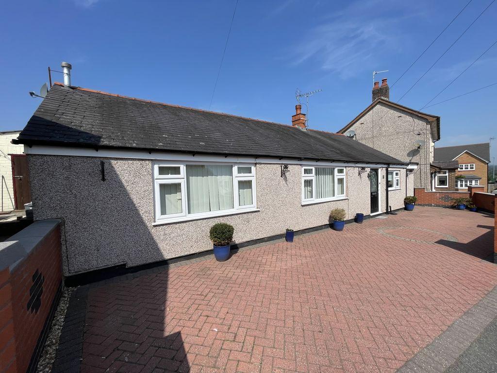 2 bedroom detached bungalow for sale