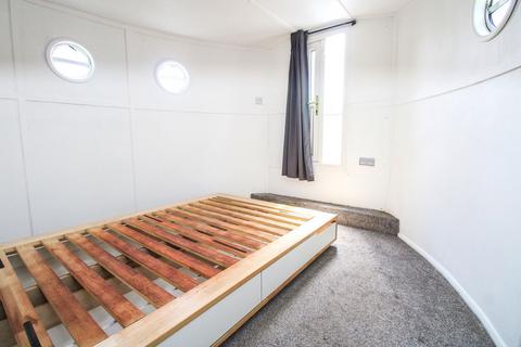 1 bedroom houseboat for sale, Barkers Lane, Bedford MK41