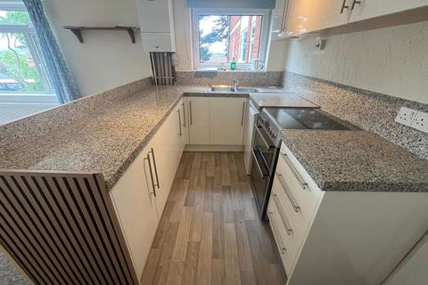 Studio to rent, Sunnyhill Drive, Bristol