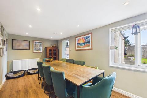 3 bedroom end of terrace house for sale, Carnarthen St. Camborne - Superb three bedroom family home with large garage/workshop