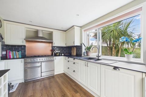 3 bedroom end of terrace house for sale, Carnarthen St. Camborne - Superb three bedroom family home with large garage/workshop