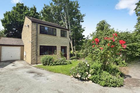 3 bedroom detached house for sale, St Peters Close, Birstall, WF17