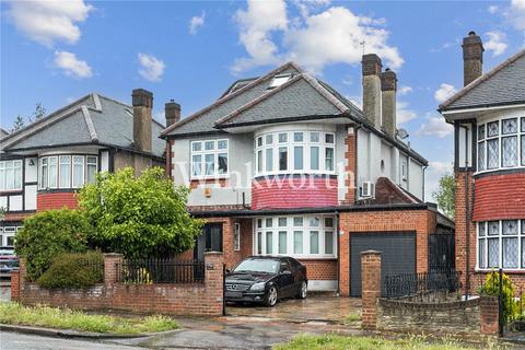 5 bedroom detached house for sale, Bourne Hill, London, N13